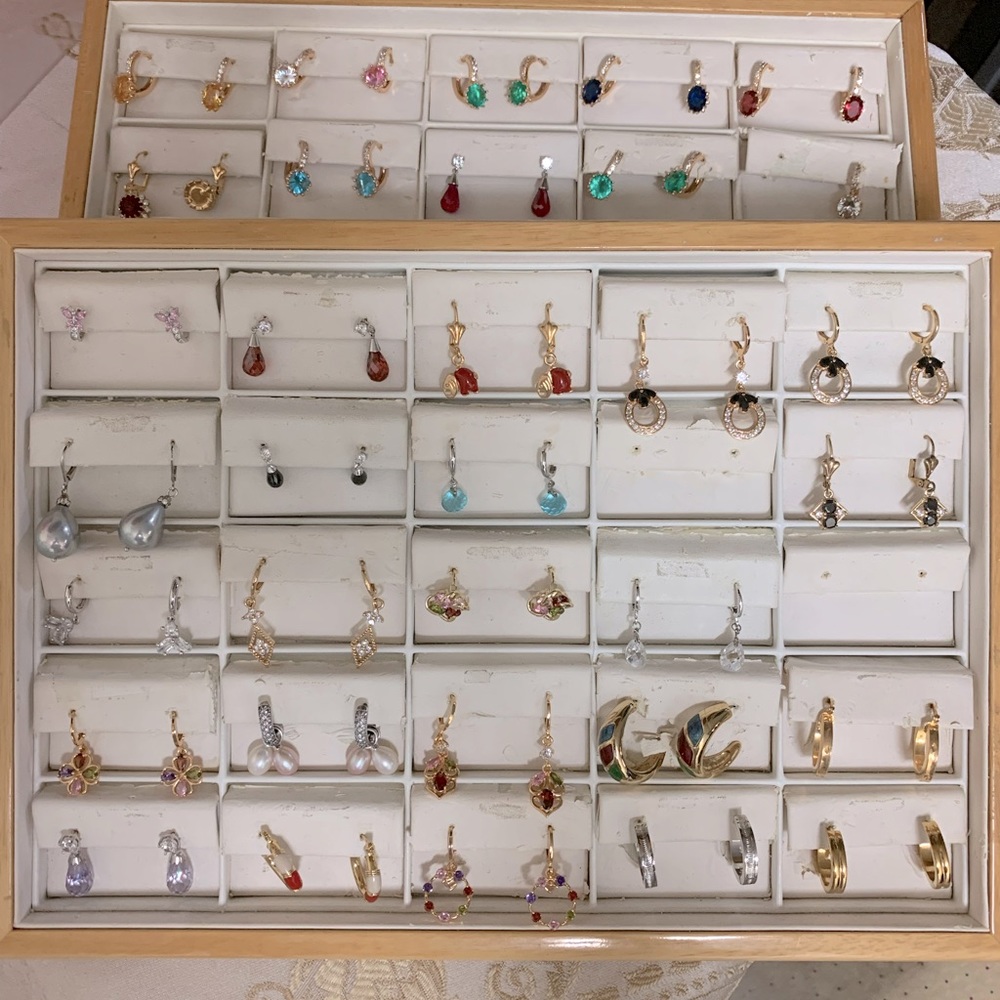 Gold plated colorstone earrings